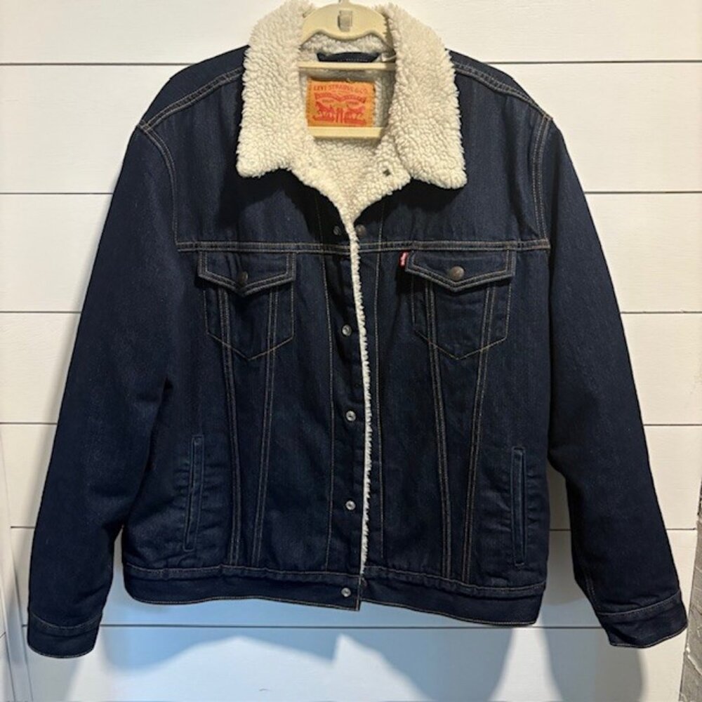 Levi's Dark Blue Jacket with Cream Sherpa Lining